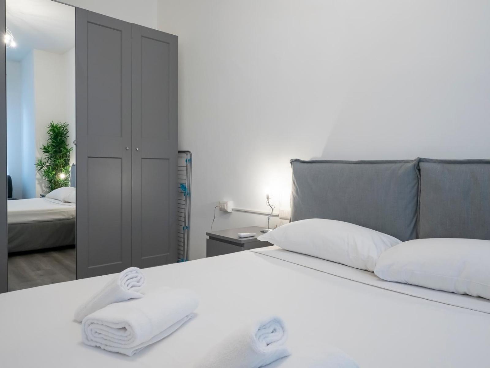 I Host Apartment - Melloni 34 Mediolan Zewnętrze zdjęcie